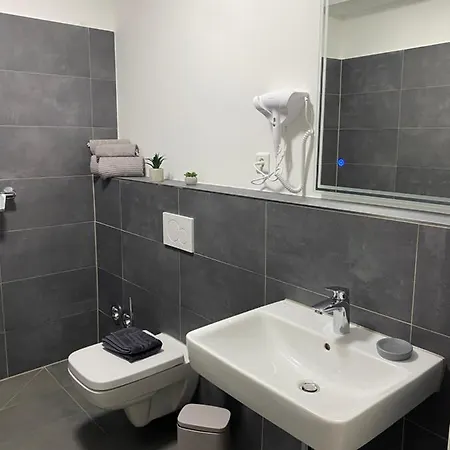 Wohnen Am Schlosspark - New York *