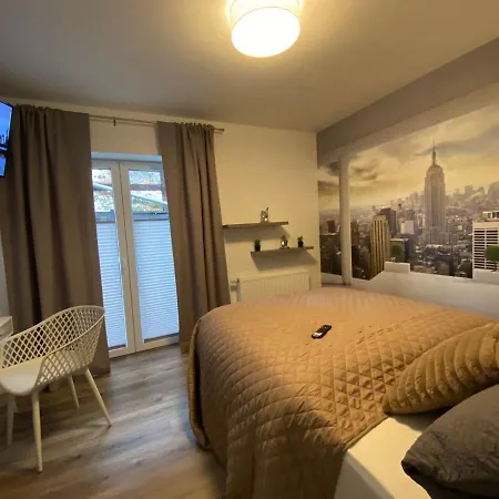 Wohnen Am Schlosspark - New York Apartmán *